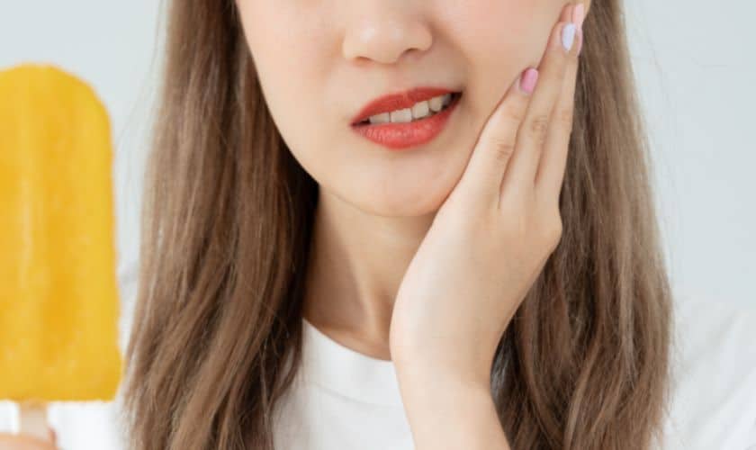 Solutions for Tooth Sensitivity: Easing the Pain and Discomfort