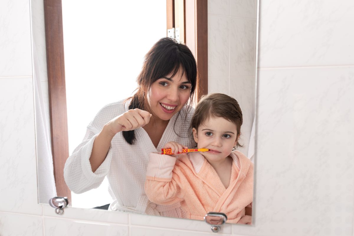 Daily Oral Hygiene Routine: A Step-by-Step Guide for Healthy Teeth and Gums