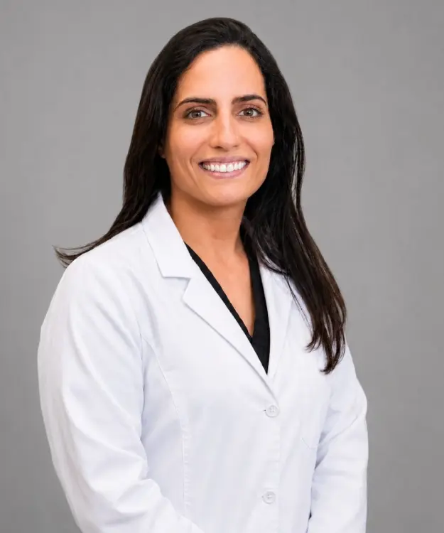 Dr. Sara Qadi, dentist at Evergreen Dental Practice in Evergreen, CO.