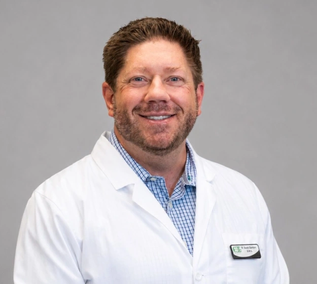 Dr. Scott Gordon